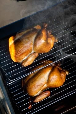 Bradley Digital Smoker 6-Rack / Elektro Räucherofen -Broil King Store 13237 Bradley Smoker Gefluegel