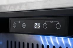 BULL Premium Outdoor Schubladen-Kühlschrank Mit LED Kontrollpanel, IPX4 Spritzwassergeschützt 13 BULL Premium Outdoor Schubladen-Kühlschrank Mit LED Kontrollpanel, IPX4 Spritzwassergeschützt -Broil King Store 22280 Bull Kuehlschrank Outdoor Bedienung