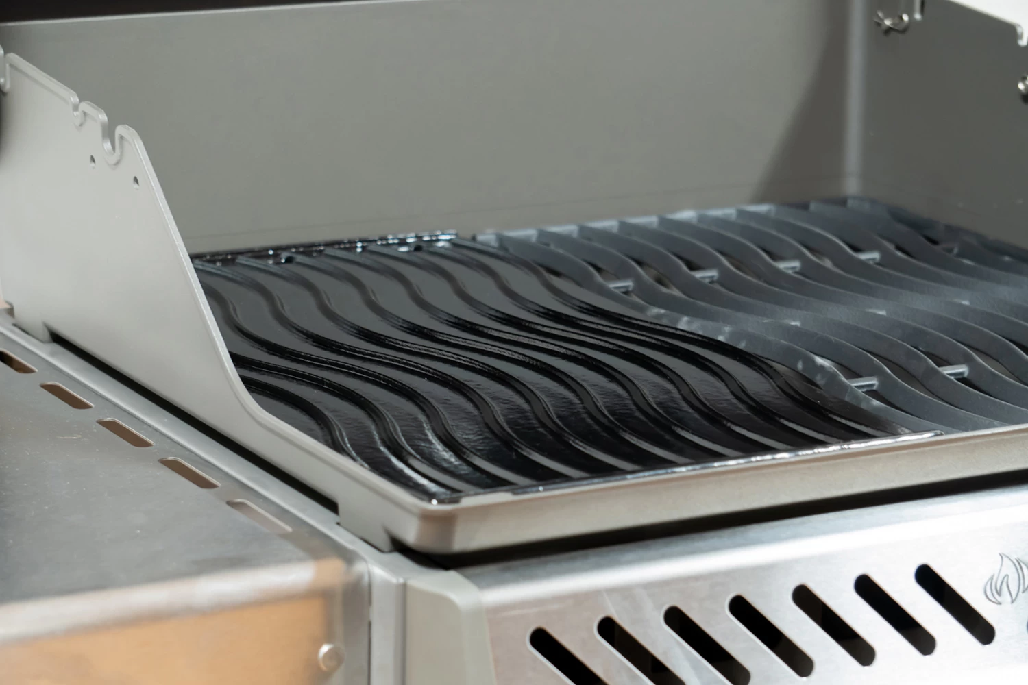 Napoleon Grillplatte / Gussplatte Für Rogue 365 (und Rogue 525 Bis 2020) Breite 25,3 Cm 4 Napoleon Grillplatte / Gussplatte Für Rogue 365 (und Rogue 525 Bis 2020) Breite 25,3 Cm – Bild 2