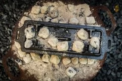 Grillfürst Dutch Oven Set BBQ Kastenform BK4 Aus Gusseisen - X-DEAL Inkl. Tragetasche / Aufbewahrungstasche, Gusseisen Pflege Und Deckelheber -Broil King Store BBQ Kastenform Feuerschale