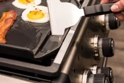 Broil King Grillplatte / Gusseisen Plancha Für Baron (ersetzt 2 Grillroste) -Broil King Store Broil King Baron Grillplatte Fettablauf 11342