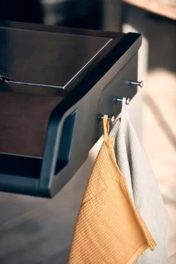 Enders Gasgrill Monroe Pro 4 SIK Turbo -Broil King Store Enders Gasgrill Monroe Pro 4 SIK Turbo Haken