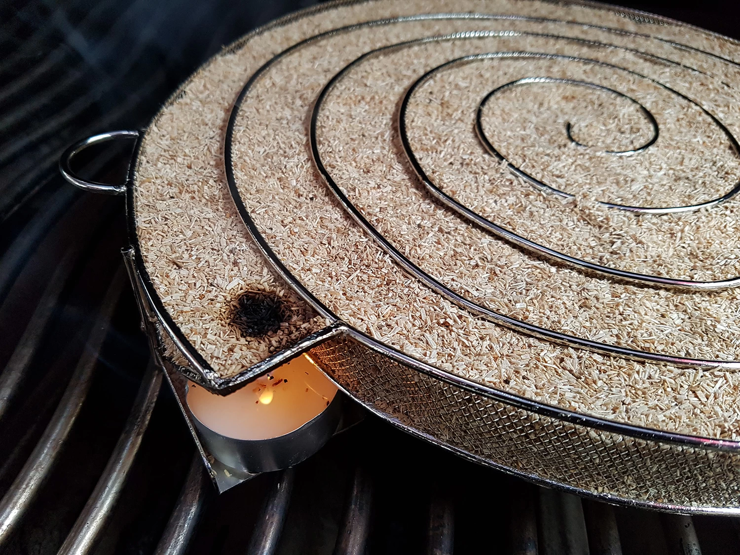 Grillfürst Kaltrauchgenerator / Räucherschnecke XXL 31cm 9 Grillfürst Kaltrauchgenerator / Räucherschnecke XXL 31cm – Bild 7