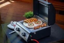 Grillfürst G201E 2-Brenner Gasgrill Portabel V2 - Campinggrill / Balkongrill 50mbar -Broil King Store Grillfuerst Camping Gasgrill G201 Pizzastein 2