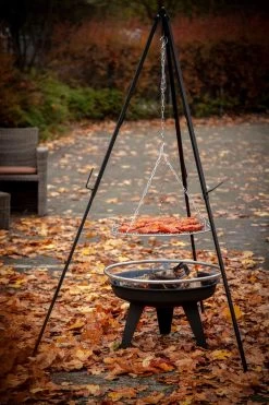 Grillfürst Dreibein Für Dutch Oven Oder Schwenk Grillrost / Höhenverstellbar, Inkl. Kette Und Haken -Broil King Store Grillfuerst Dreibein Grillrost Feuerstelle