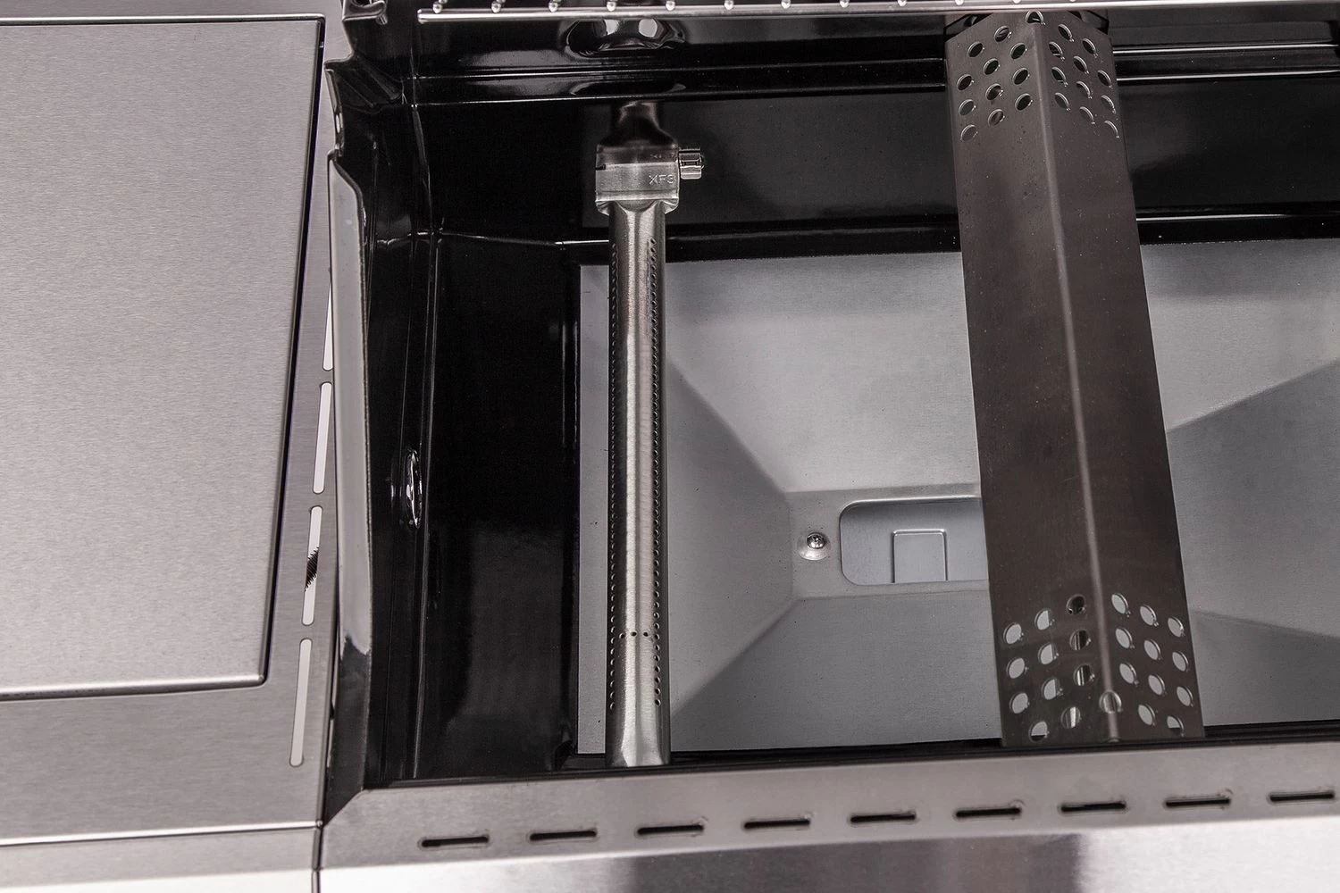 Grillfürst G520E 5-Brenner Gasgrill - Eintracht Frankfurt Edition - Edelstahlroste 13 Grillfürst G520E 5-Brenner Gasgrill - Eintracht Frankfurt Edition - Edelstahlroste – Bild 11