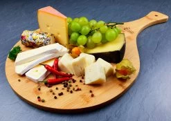 Grillfürst Pizzabrett Bambusholz -Broil King Store Grillfuerst Servierbrett Kaeseplatte