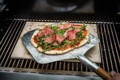 Grillfürst G620G 6-Brenner Gasgrill - 1. FC Köln Edition - Gusseisenroste -Broil King Store Koeln Grill Edelstahlroste Pizza backen 1