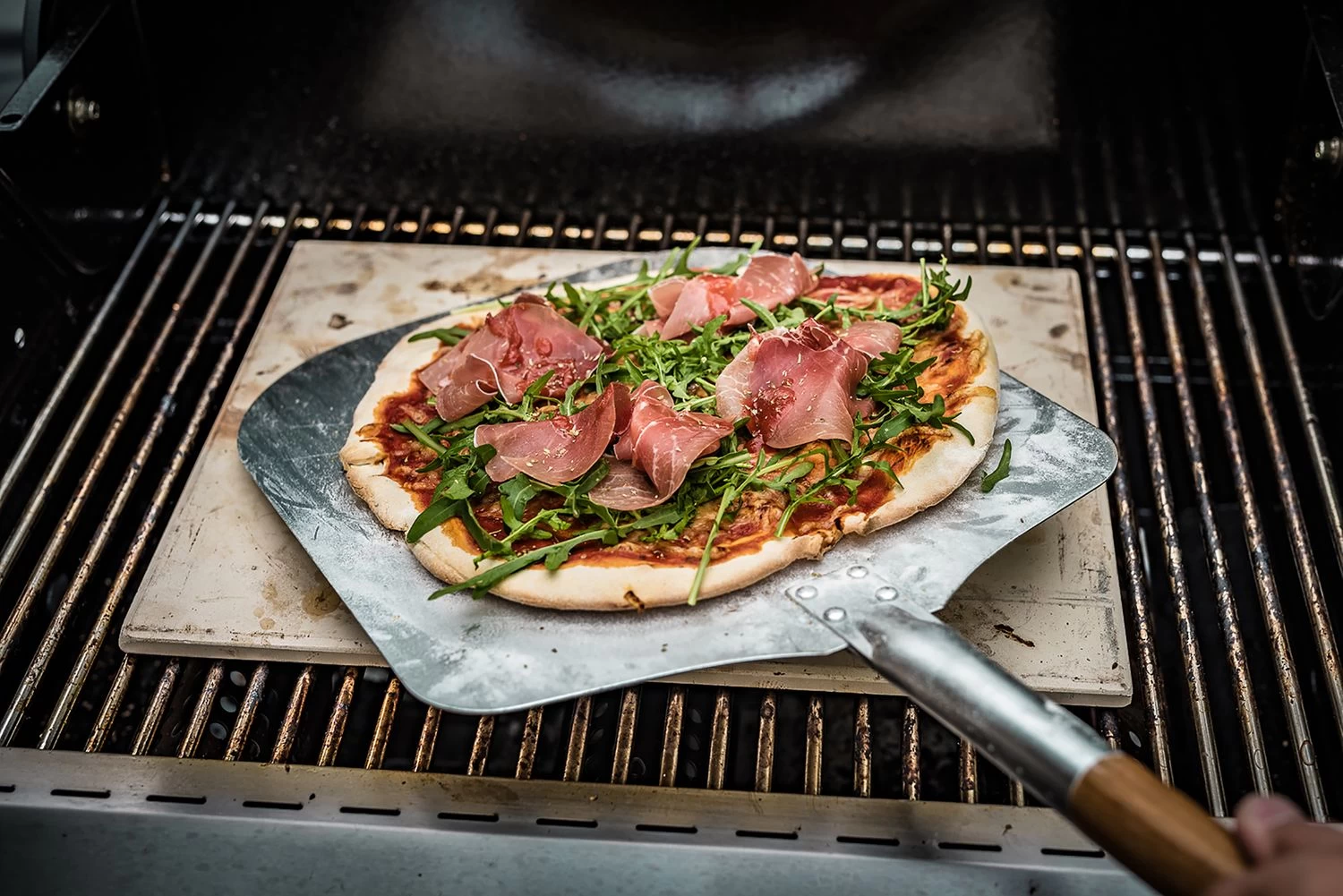 Grillfürst G310G 3-Brenner Gasgrill - 1. FC Köln Edition - Gusseisenroste 12 Grillfürst G310G 3-Brenner Gasgrill - 1. FC Köln Edition - Gusseisenroste – Bild 10