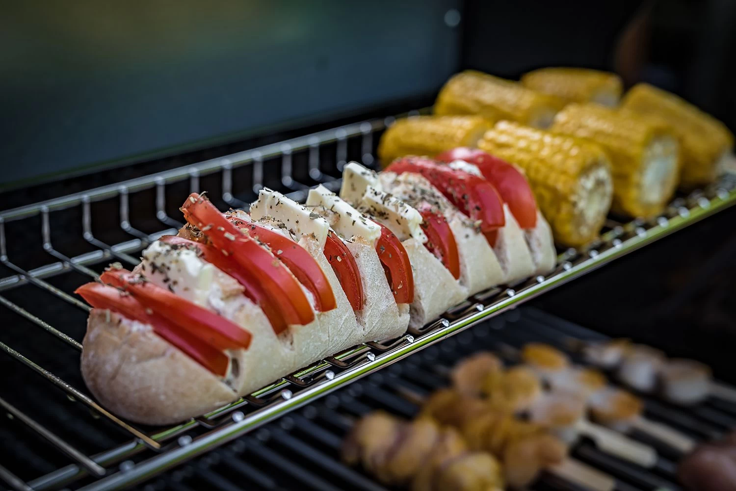 Grillfürst G310G 3-Brenner Gasgrill - 1. FC Köln Edition - Gusseisenroste 16 Grillfürst G310G 3-Brenner Gasgrill - 1. FC Köln Edition - Gusseisenroste – Bild 14