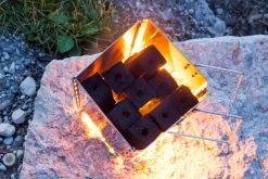 McBrikett Klappkamin / Zusammenklappbarer Anzündkamin -Broil King Store Mc Brikett Klapp Kamin 5