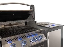 Napoleon Outdoor Küche Oasis Compact 105 Mit Prestige 500 Einbaugrill Und Einbau Sizzle Zone - Inkl. Arbeitsplatte Aus Feinsteinzeug -Broil King Store Napoleon Oasis Compact P500 mit Sizzle Zone Seitenbrenner Set