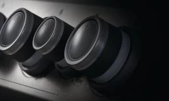 Napoleon Rogue SE 625 Edelstahl Gasgrill Mit Sizzle Zone Und Heckbrenner - Modell 2023 19 Napoleon Rogue SE 625 Edelstahl Gasgrill Mit Sizzle Zone Und Heckbrenner - Modell 2023 -Broil King Store Napoleon Rogue SE Drehknoepfe 1