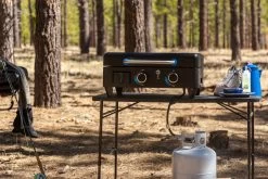 Pit Boss Plancha Grill Ultimate Plancha 2-Brenner - Mit Untergestell -Broil King Store Pit Boss Planchagrill Tischgrill Ultimate 2 Brenner