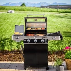 Rösle Gasgrill Videro G3-S VARIO+ Schwarz - Modell 2023 - X-DEAL Inkl. Abdeckhaube Und Grillplatte -Broil King Store Roesle Gasgrill Videro G3 S Mood