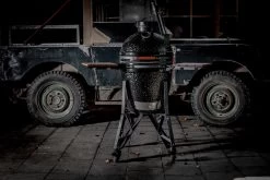 The Bastard Keramikgrill Classic Medium - Complete - Schwarz Glänzend - Modell 2023 31 The Bastard Keramikgrill Classic Medium - Complete - Schwarz Glänzend - Modell 2023 -Broil King Store The Bastard Classic Medium Untergestell Seitentischel