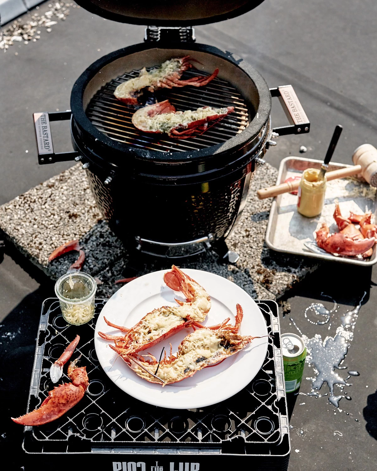 The Bastard Keramikgrill Classic Small - Schwarz Glänzend - Modell 2023 7 The Bastard Keramikgrill Classic Small - Schwarz Glänzend - Modell 2023 – Bild 5