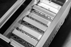 Thüros PRO1 - Modularer Holzkohle Tischgrill Mit Gussrost 8 Thüros PRO1 - Modularer Holzkohle Tischgrill Mit Gussrost -Broil King Store thueros pro1 detail innen